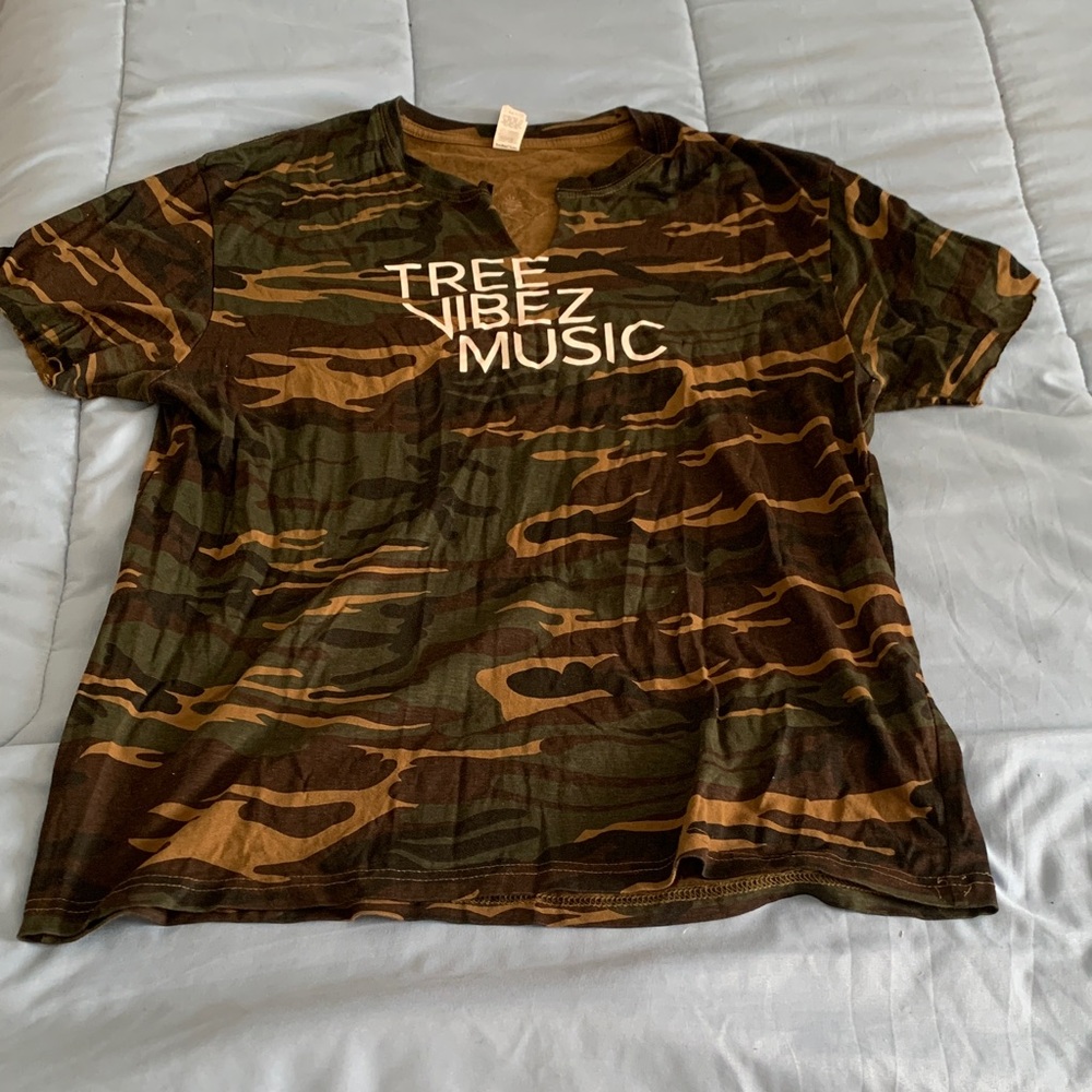 Anvil Green and Brown Unisex Camouflage Tree Vibez Music T-Shirt